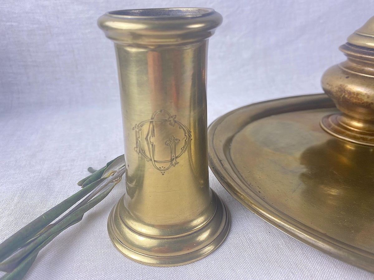 Encrier ancien en laiton sur socle - vers les années 1860 - monogrammé CD - période du Risorgimento