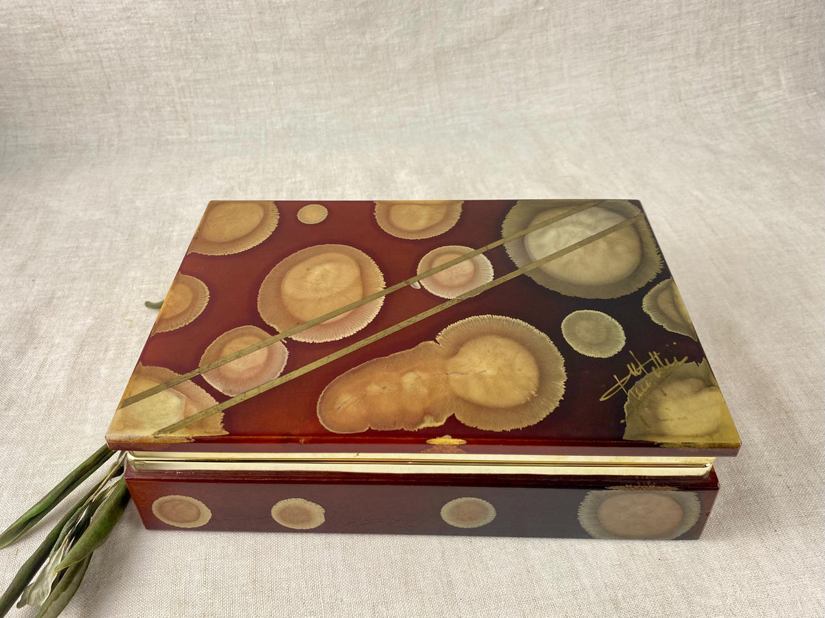 Signierte Schmuckschatulle aus Achat – Italienisches Zigarettenetui aus den 1960er Jahren mit abstraktem, kreisförmigem Design