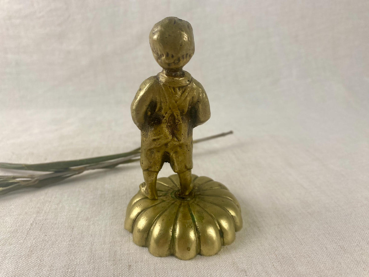 Statuette de garçon en laiton antique - Début du XXe siècle - Objet décoratif fini à la main
