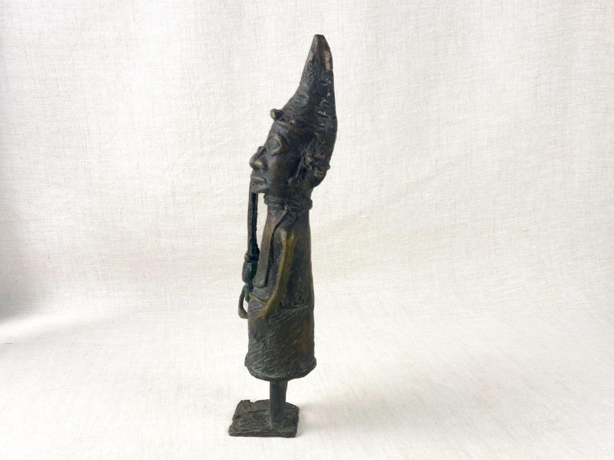 Vintage Benin Bronze Messenger Figure – Lost Wax Cast, West African Folk Art