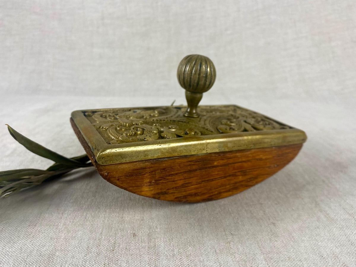 Buvard à bascule Art nouveau ancien - accessoire de bureau en laiton et bois - début du XXe siècle