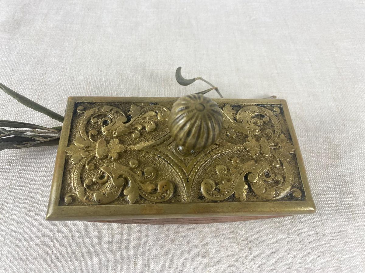Buvard à bascule Art nouveau ancien - accessoire de bureau en laiton et bois - début du XXe siècle