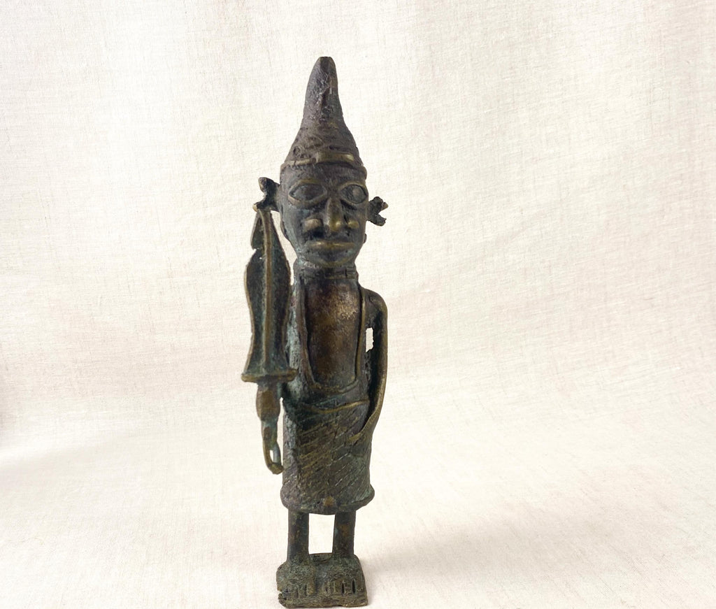 Vintage Benin Bronze Messenger Figure – Lost Wax Cast, West African Folk Art