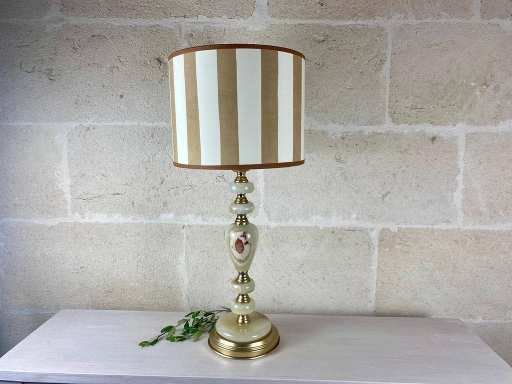 Große Onyx-Tischleuchte – Italienische skulpturale Mid-Century-Leuchte aus Stein und Messing
