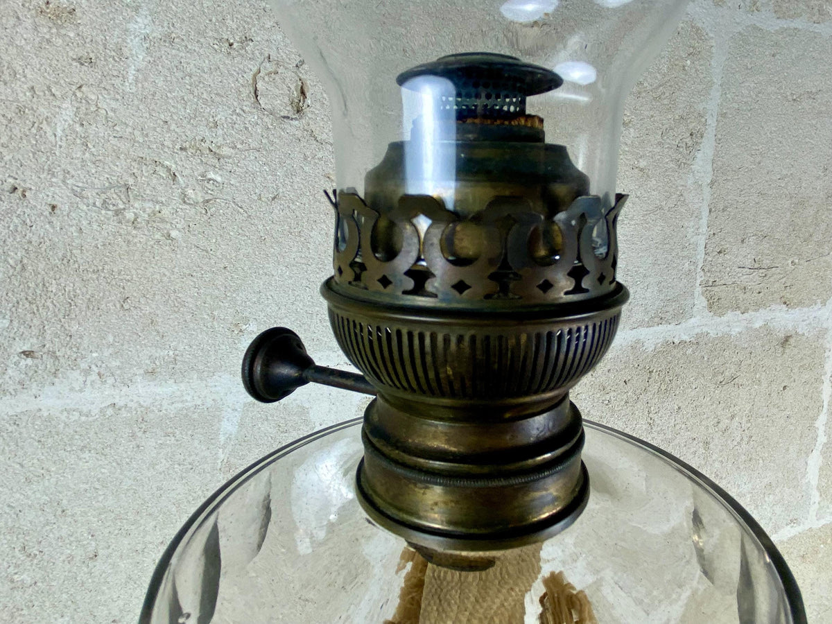 Lámpara de aceite antigua de bronce dorado estilo Belle Époque – Quemador Matador de mármol rosa, c. 1890