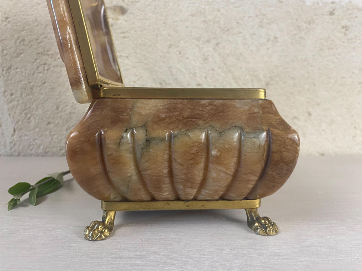 Grand coffret en albâtre italien – Boîte de toilette en pierre couleur caramel miel, pieds griffes en laiton