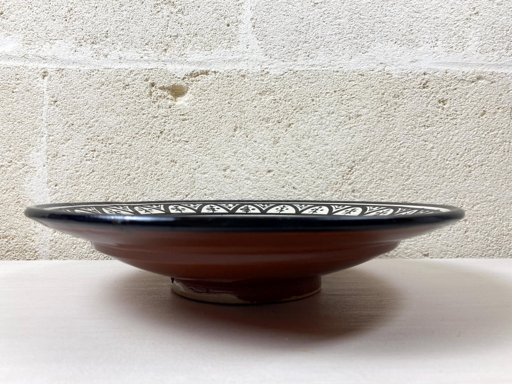 Plato de cerámica marroquí vintage pintado a mano – Cerámica árabe en blanco y negro para colgar en la pared