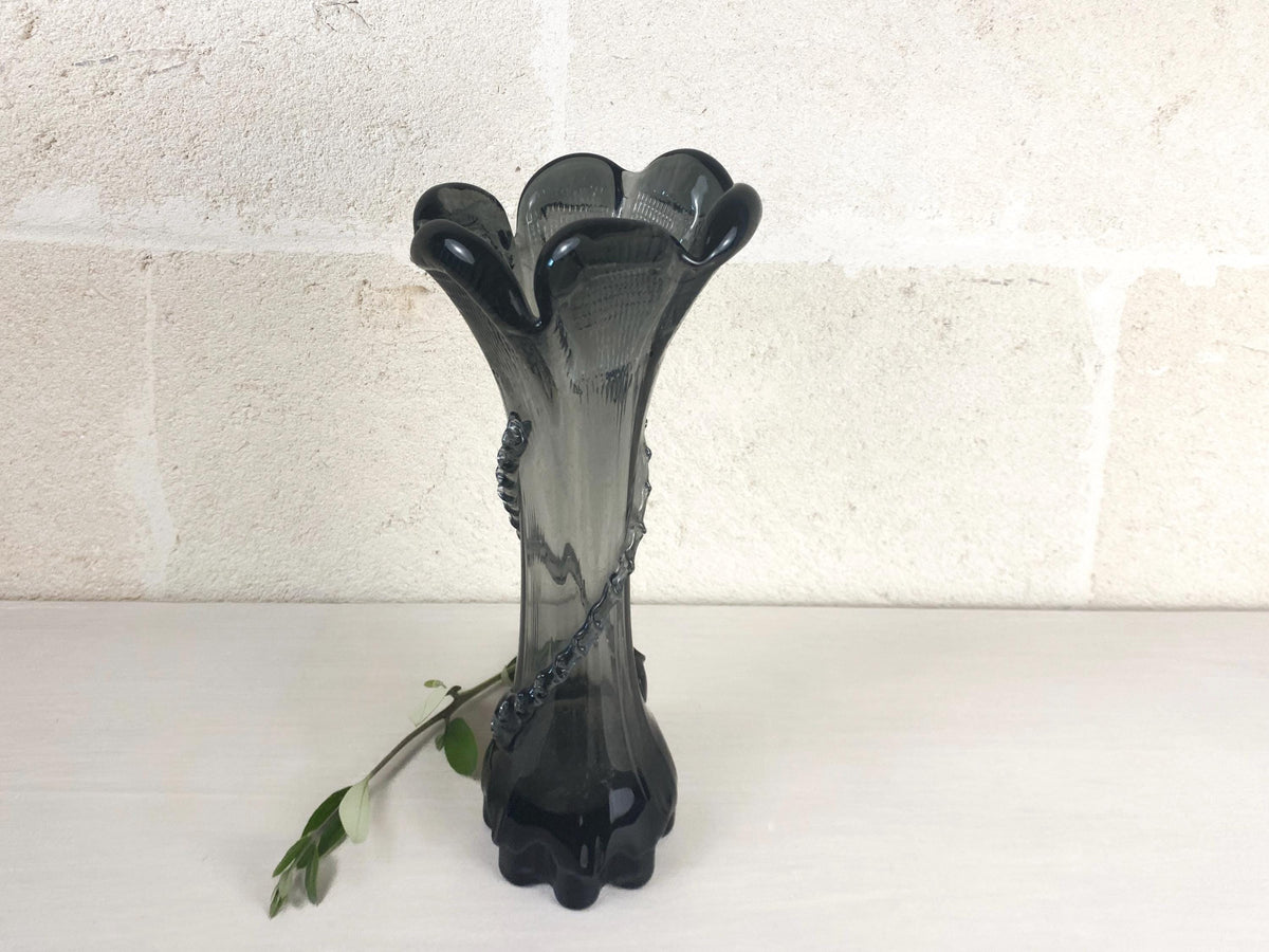 Vase vintage en verre de Murano noir Fumo - Verre d'art vénitien soufflé à la bouche avec fil de verre appliqué