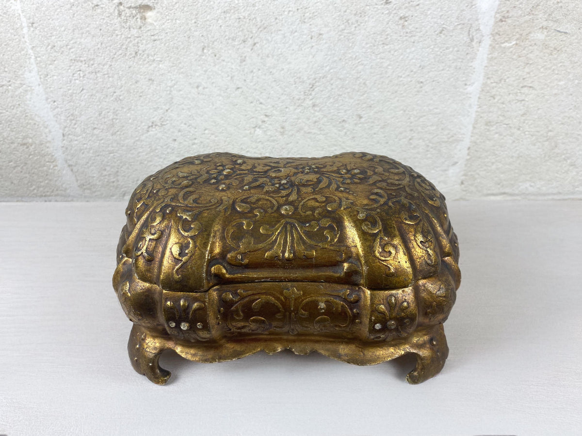 Grande cofanetto vintage italiano in legno dorato | Scatola decorativa in stile barocco con piedini a cabriole