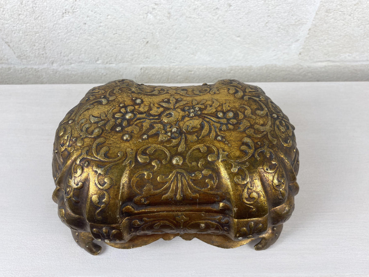 Grande cofanetto vintage italiano in legno dorato | Scatola decorativa in stile barocco con piedini a cabriole