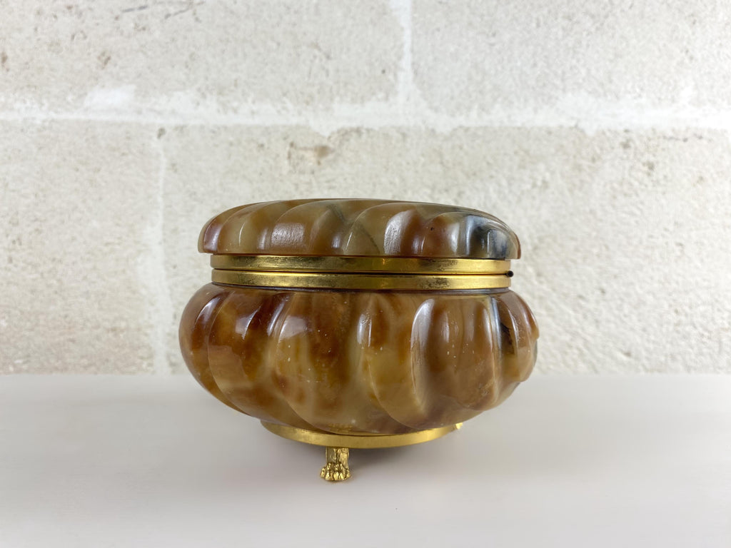 Grande boîte à bijoux vintage italienne en albâtre en forme de coquillage | Coffret de toilette en pierre couleur miel caramel