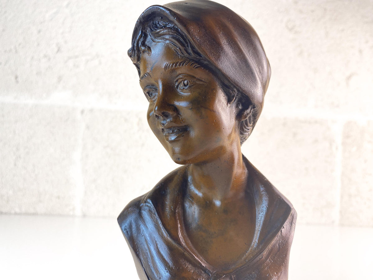 Buste en bronze « Contadinella » de l'antiquaire Giovanni De Martino, sculpture italienne sur marbre