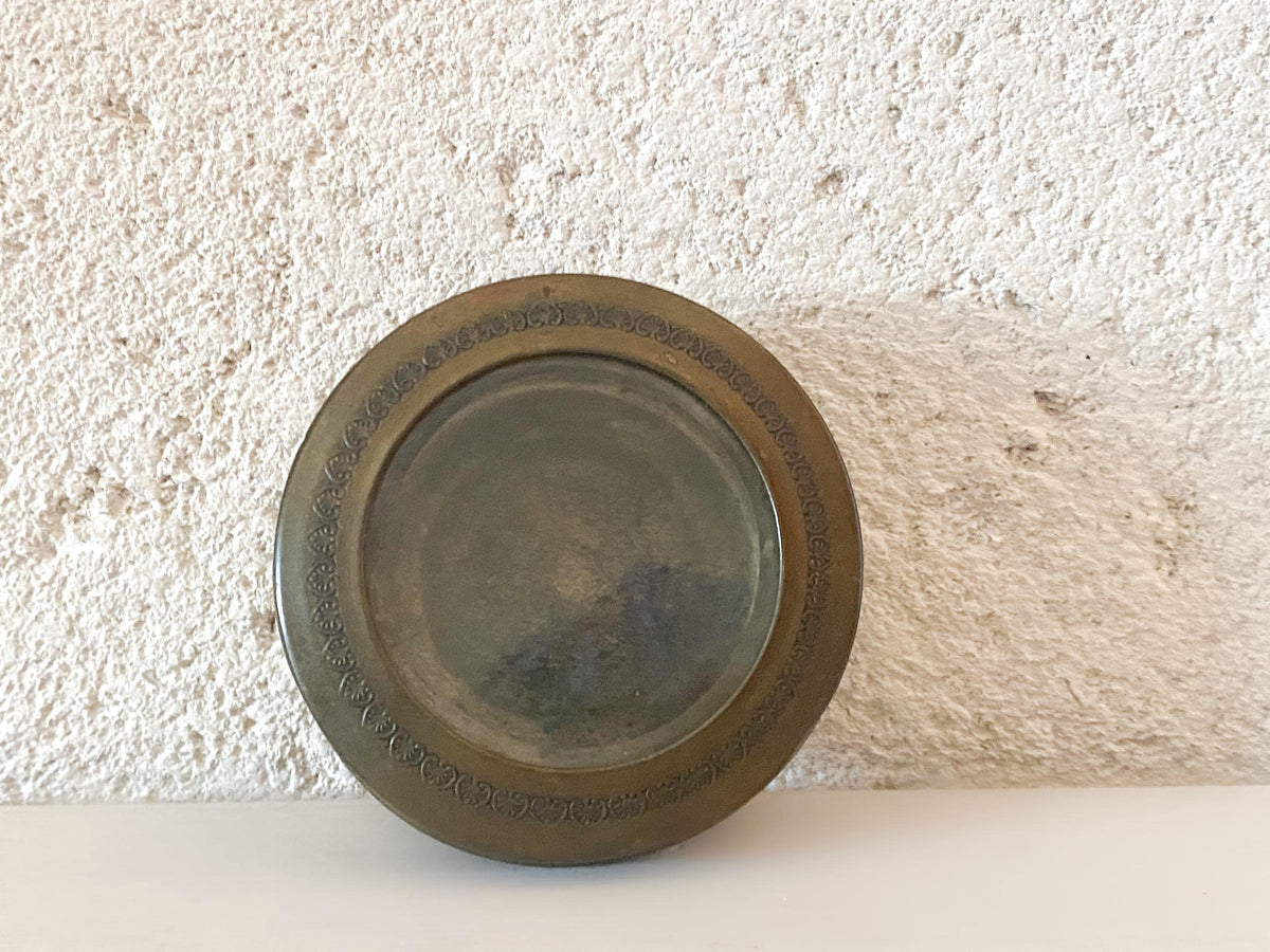 Boîte ancienne Art Nouveau en laiton, couvercle en verre biseauté, boîte de toilette du début du XXe siècle