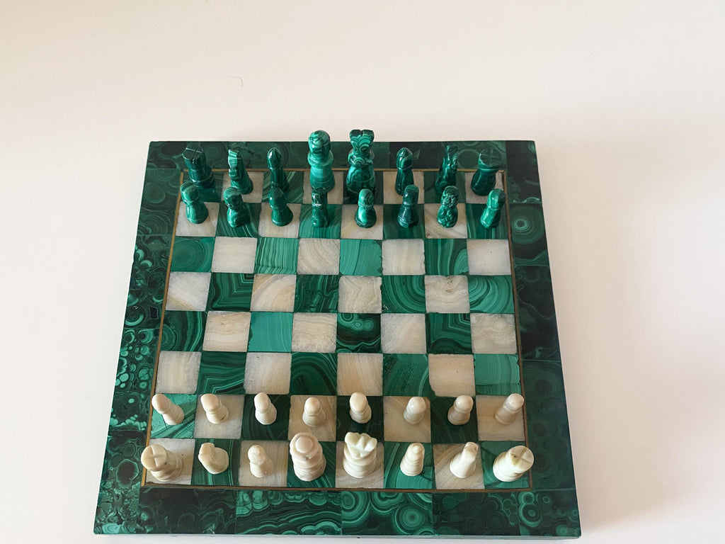Vintage Malachite Chess Set – Hand-Carved Congolese Stone, Italian 1960s