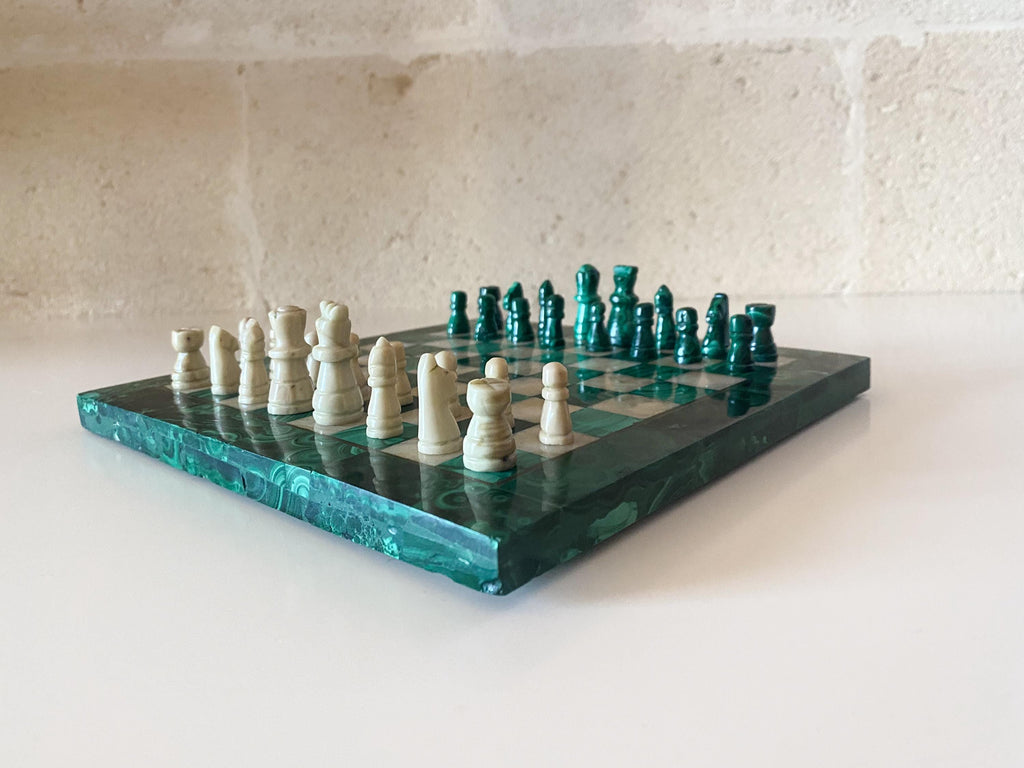 Vintage Malachite Chess Set – Hand-Carved Congolese Stone, Italian 1960s