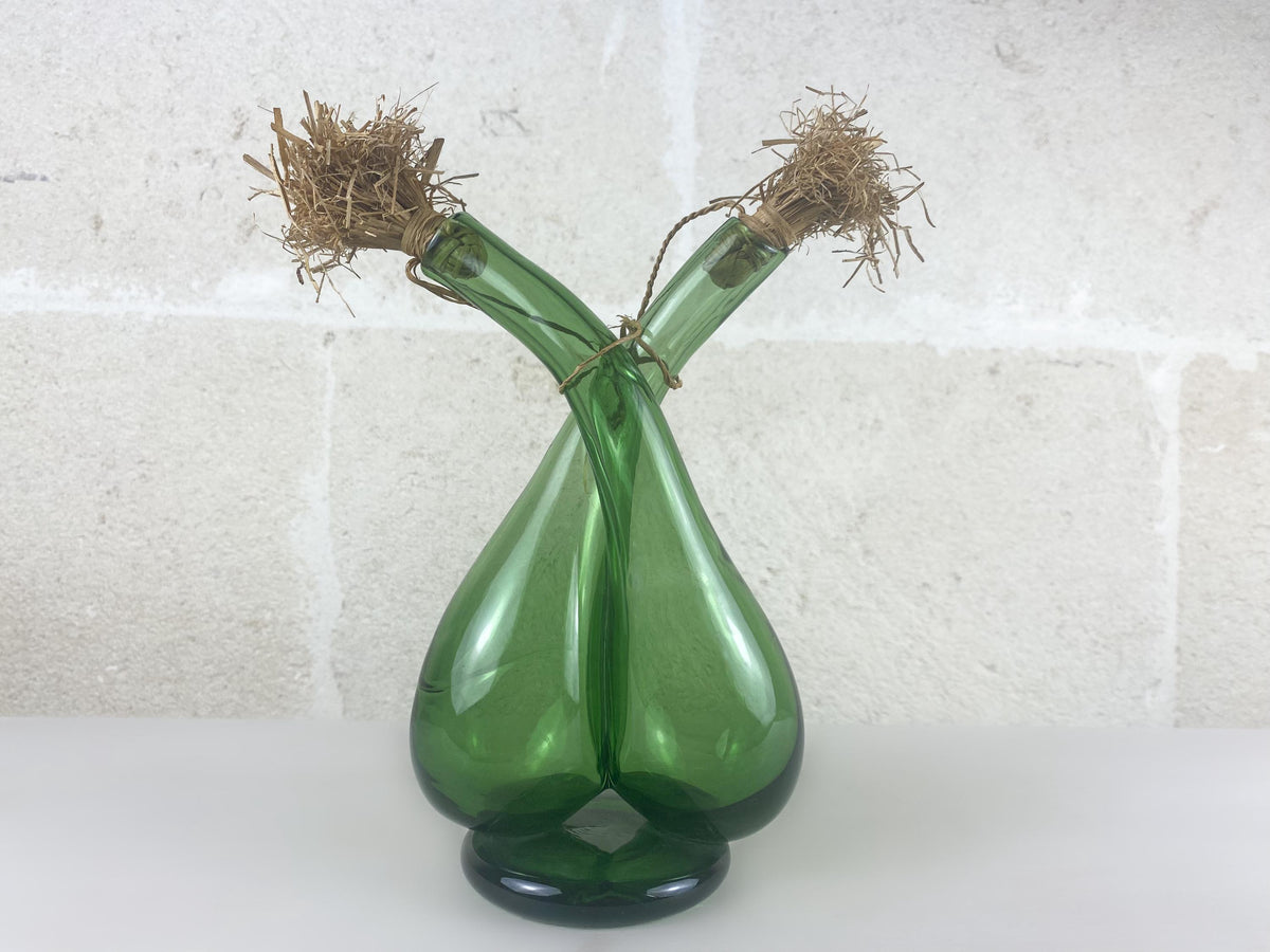 Double burette en verre émeraude soufflé bouche, Vetri di Empoli, style Mid-Century Modern