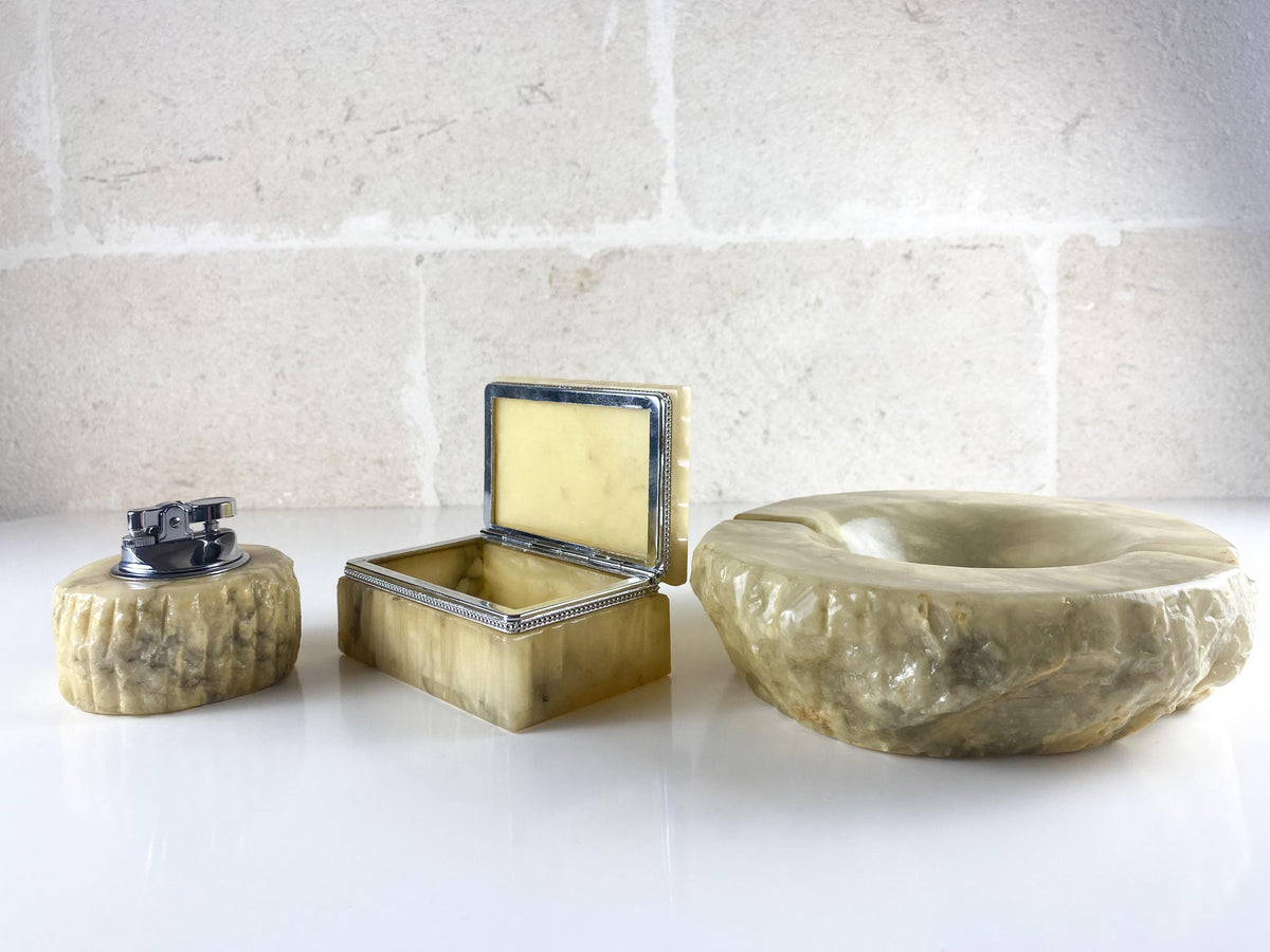 Conjunto vintage de alabastro italiano – Cuenco escultural, caja de piedra y encendedor de mesa – Atribuido a Romano Bianchi