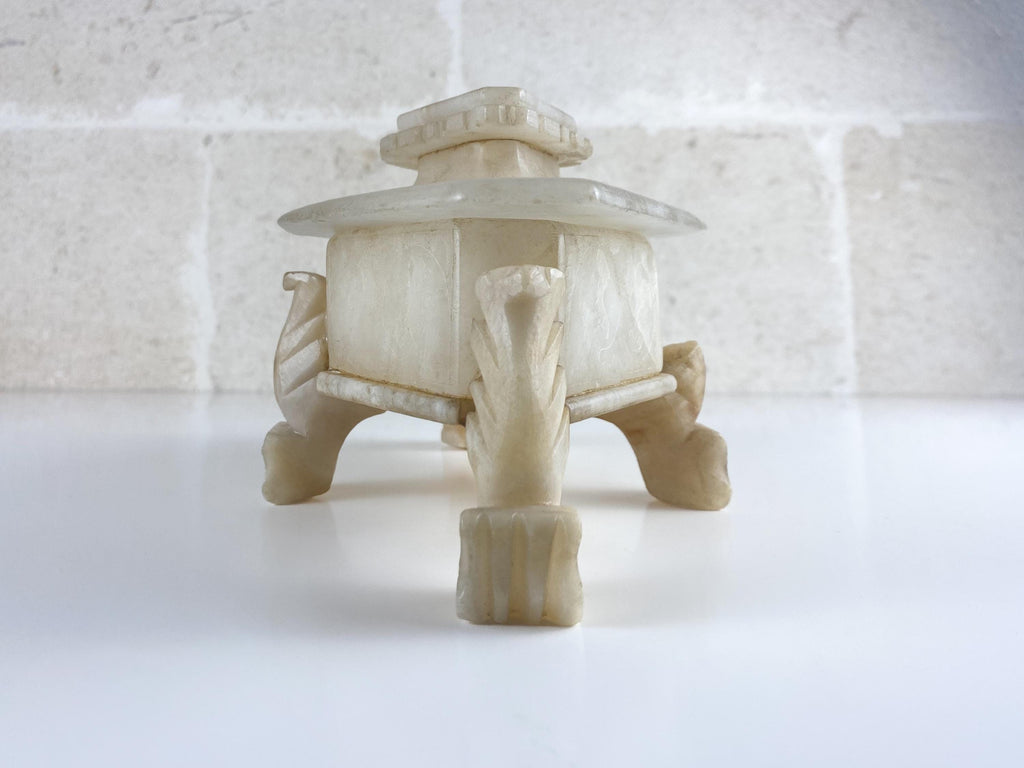 Coffret de table en albâtre « Grand Tour », boîte sur pieds sculptée à la main