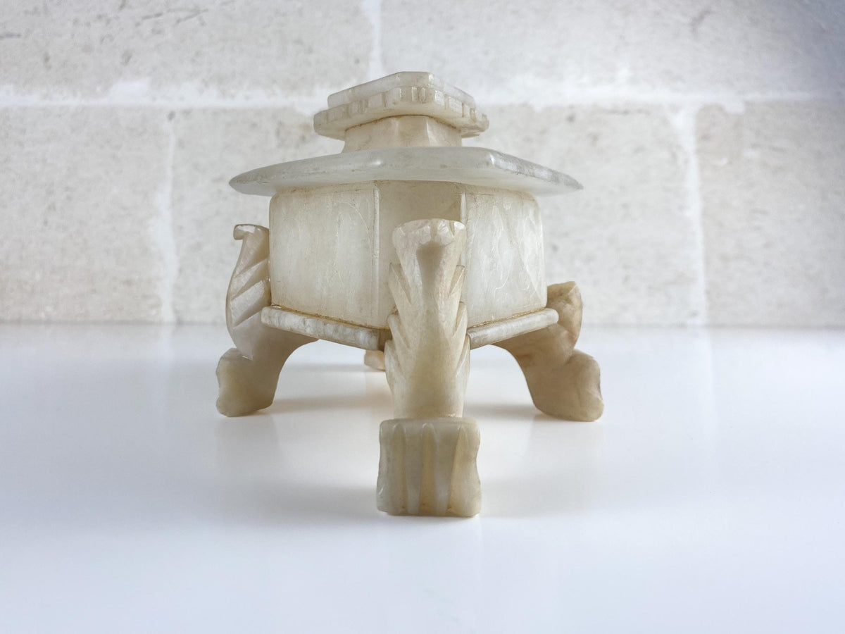 Coffret de table en albâtre « Grand Tour », boîte sur pieds sculptée à la main