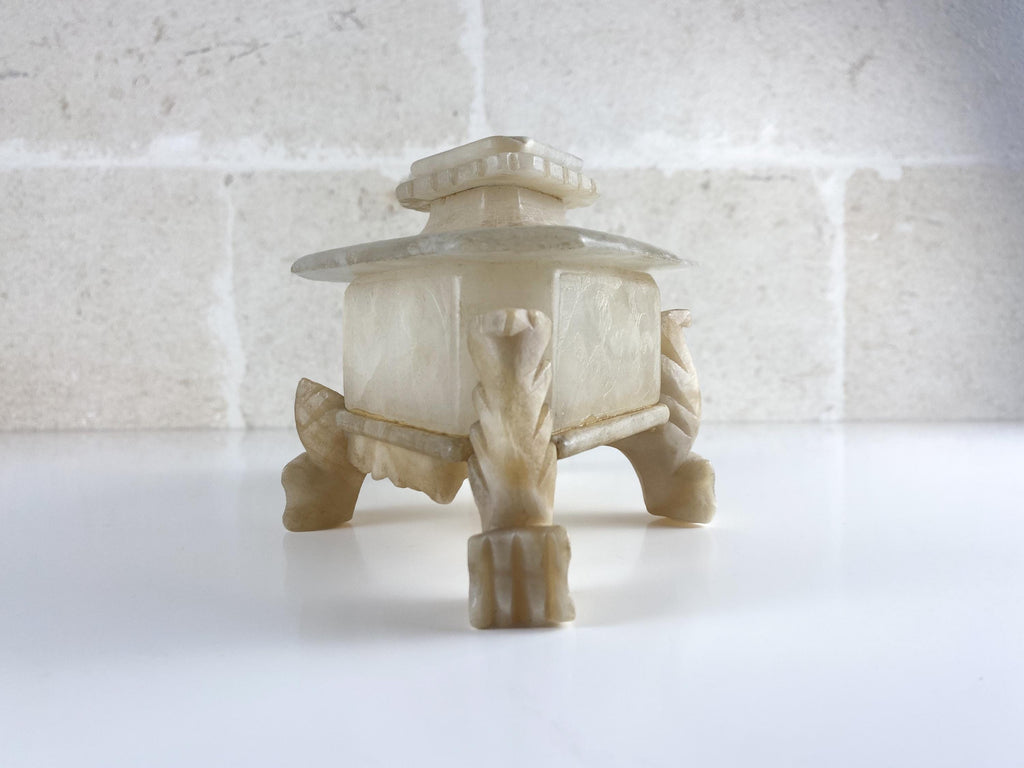 Coffret de table en albâtre « Grand Tour », boîte sur pieds sculptée à la main