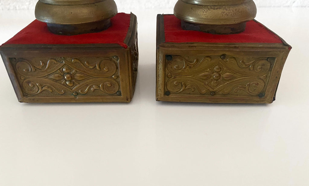 Par de portapalmas italianos antiguos de latón – Soportes de palma para altar del siglo XVIII