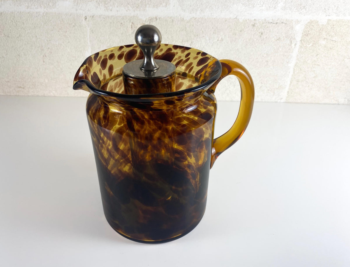 Carafe Christian Dior Home années 1960 en verre écaille de tortue – Pièce de verrerie italienne soufflée à la bouche avec compartiment à glaçons