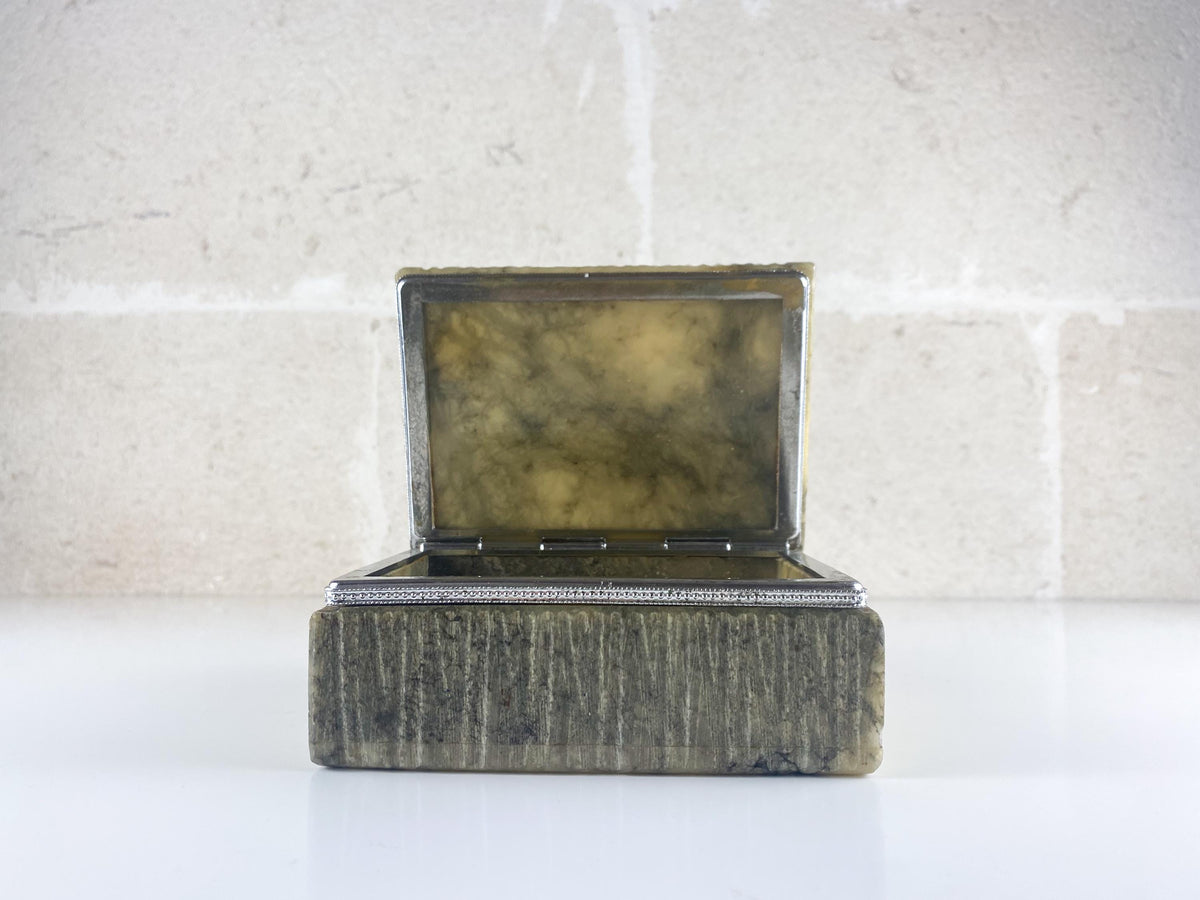 Vintage Alabaster-Dose in Olivgrün, zugeschrieben an Romano Bianchi