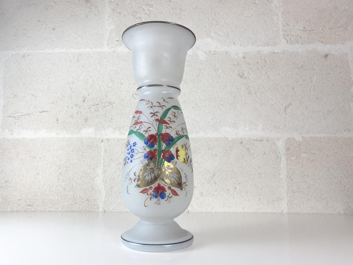Grand vase ancien en verre opalin de style Bristol – Vase victorien à motifs floraux soufflé à la bouche