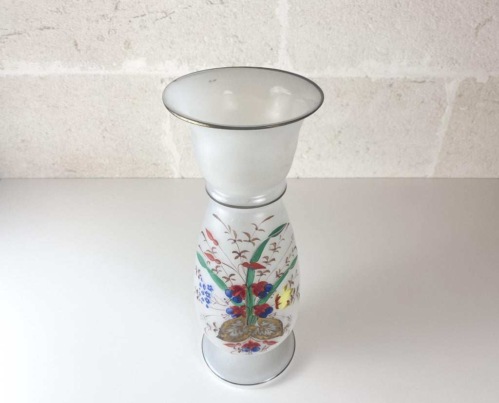 Grand vase ancien en verre opalin de style Bristol – Vase victorien à motifs floraux soufflé à la bouche