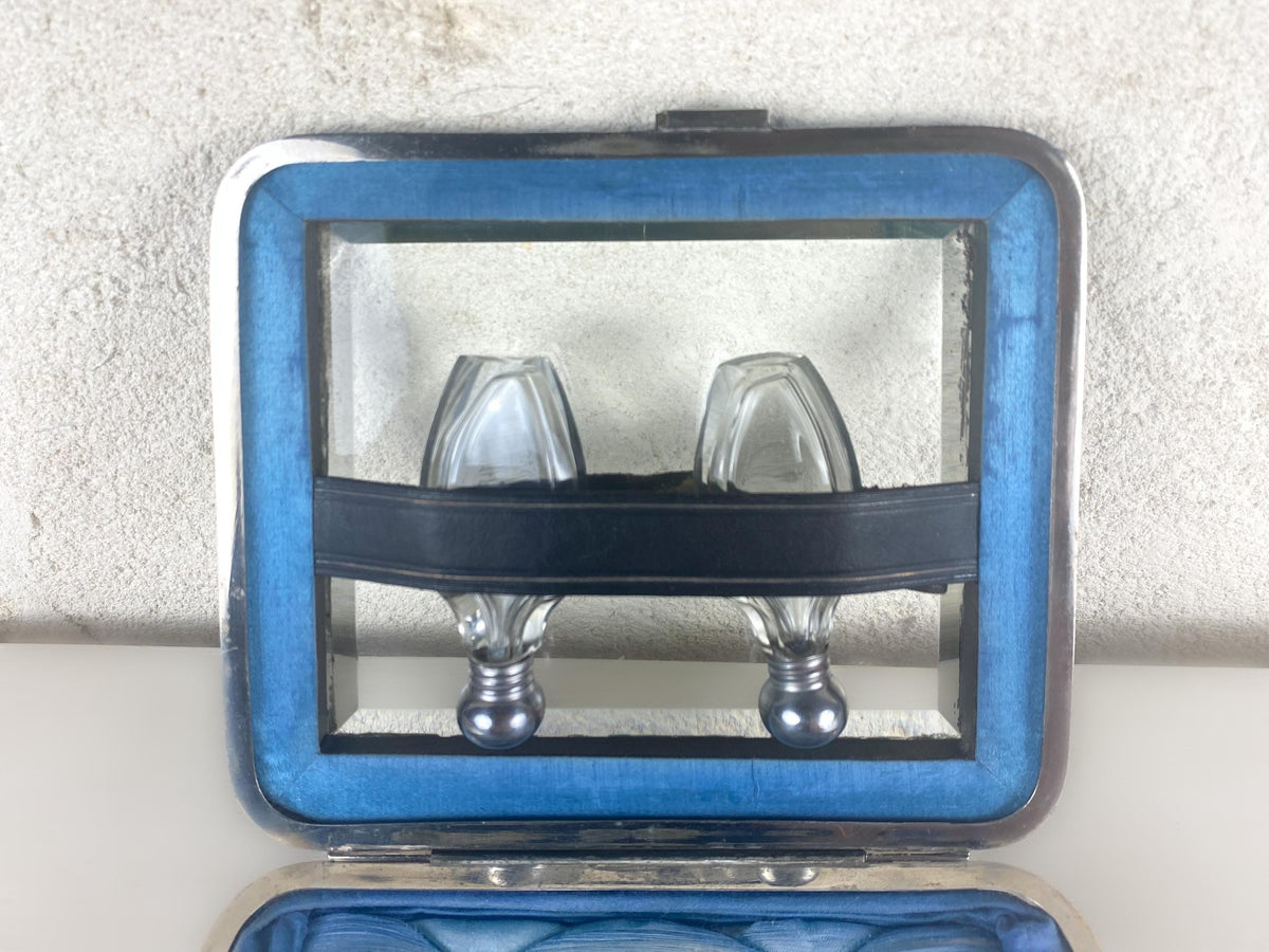 Coffret à parfum de voyage ancien du Palais Royal – Deux flacons en cristal taillé main, Napoléon III