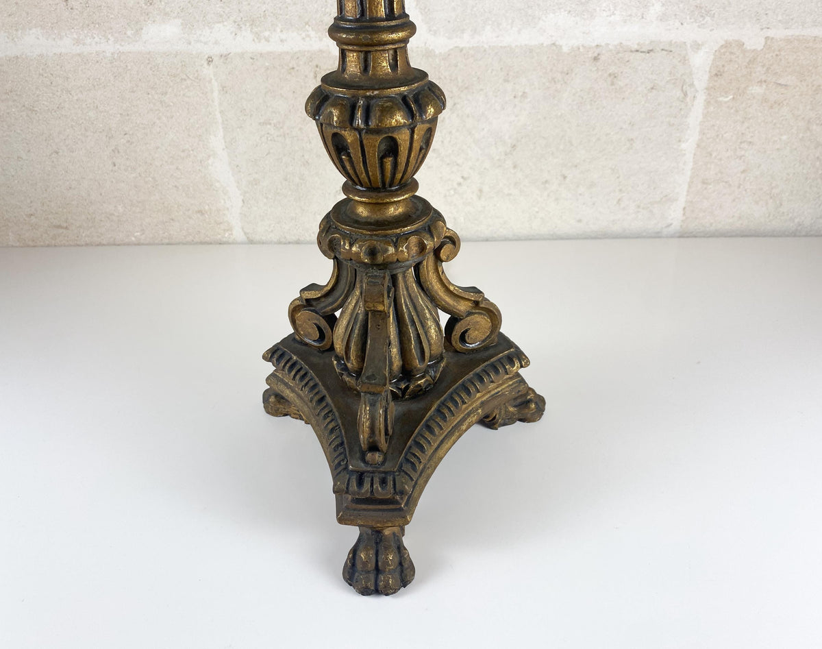 Lámpara de mesa antigua italiana de madera dorada, c. finales de 1800 – Candelabro de altar alto, estilo neobarroco