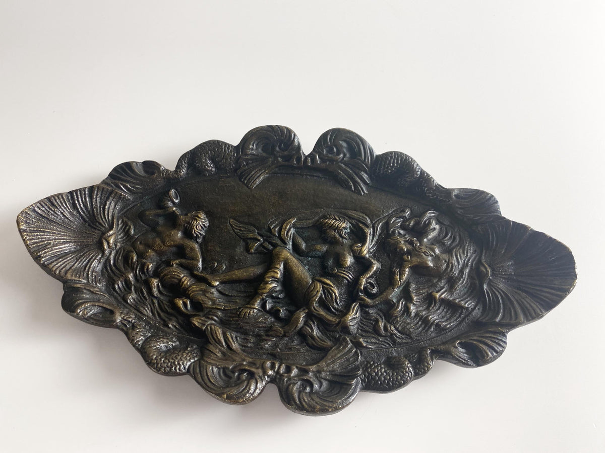 Vide-poche ancien en bronze style Art nouveau – Triomphe d'Amphitrite avec Triton et Néréide