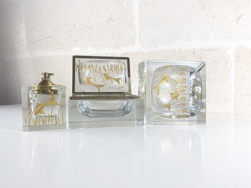 Service à fumer en verre de Murano Pagnin & Bon des années 1960, motif aquatique gravé à l'or 24 carats, coffret en cristal italien, briquet de table, trio de cendriers