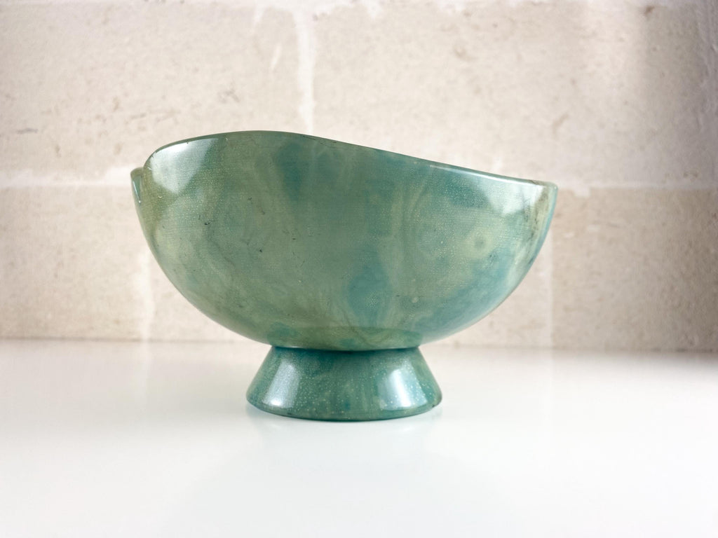 Centro de mesa vintage italiano de alabastro, pedestal tallado a mano en azul verdoso aguamarina, años 50
