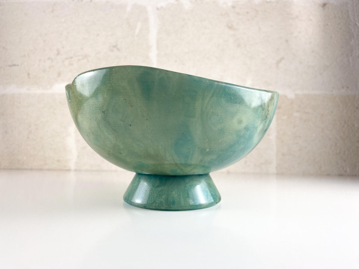 Centro de mesa vintage italiano de alabastro, pedestal tallado a mano en azul verdoso aguamarina, años 50
